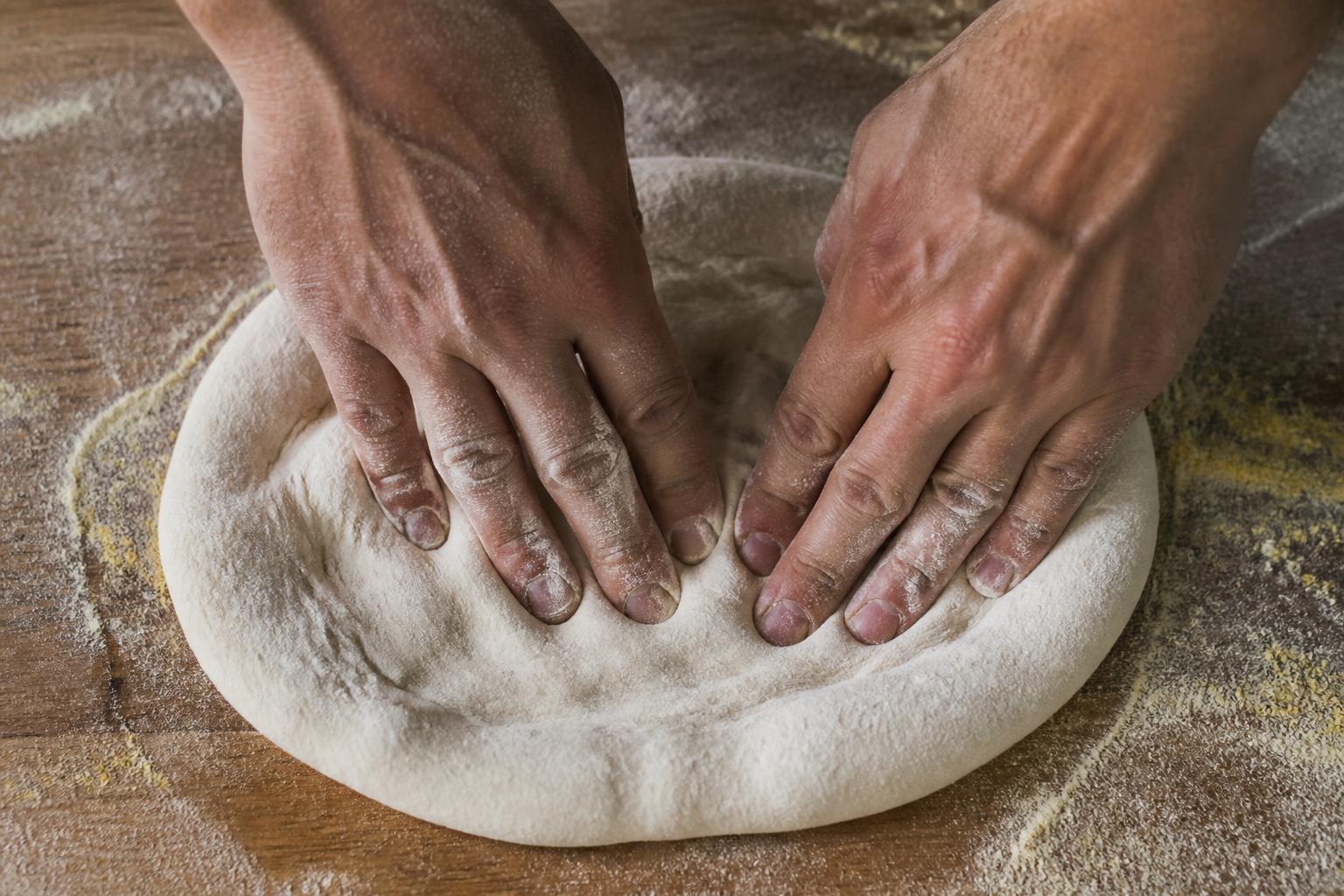 How to Stretch Pizza Dough: Hand Techniques That Work
